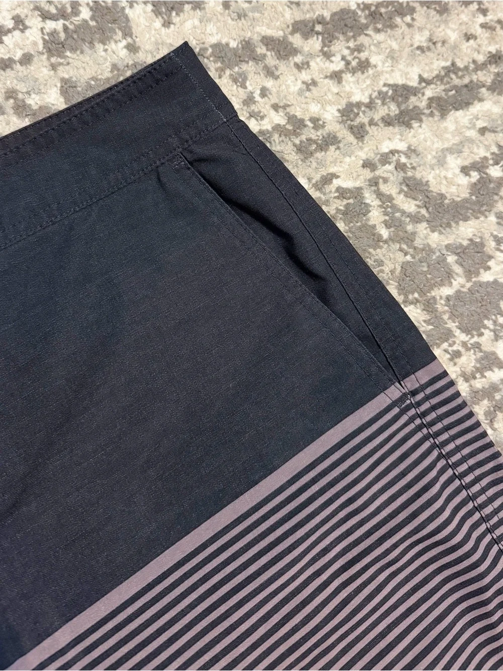 Goodfellow & Co Men’s Black and Grey Board Shorts, Size - L (34)